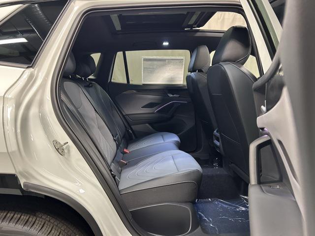 new 2025 Volkswagen Tiguan car, priced at $39,191