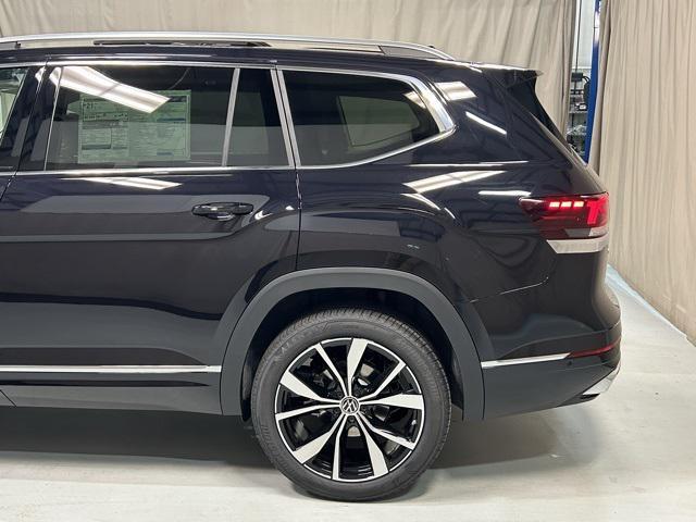 new 2025 Volkswagen Atlas car, priced at $53,869