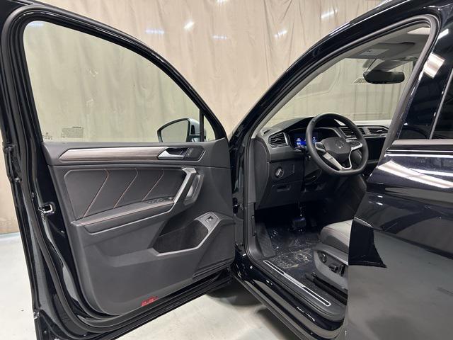 new 2024 Volkswagen Tiguan car, priced at $32,526