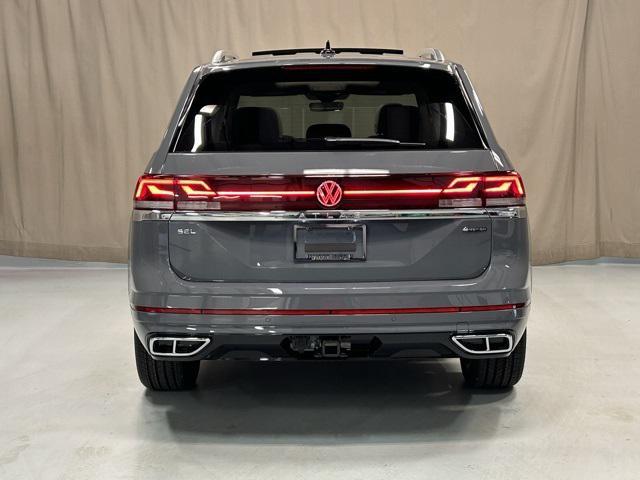 new 2025 Volkswagen Atlas car, priced at $52,651