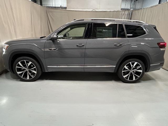 new 2025 Volkswagen Atlas car, priced at $52,651