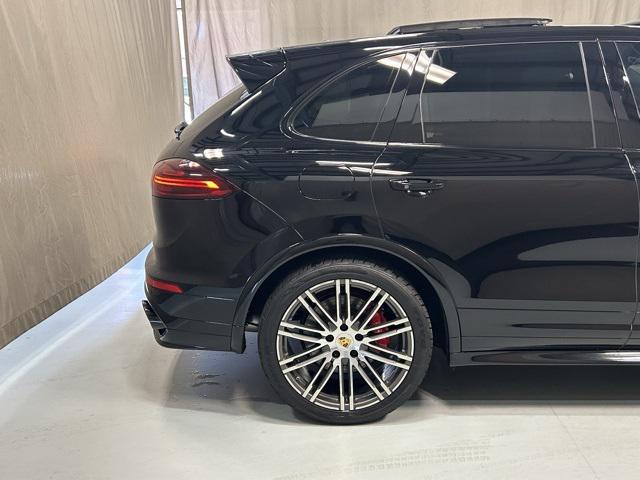 used 2016 Porsche Cayenne car, priced at $28,690