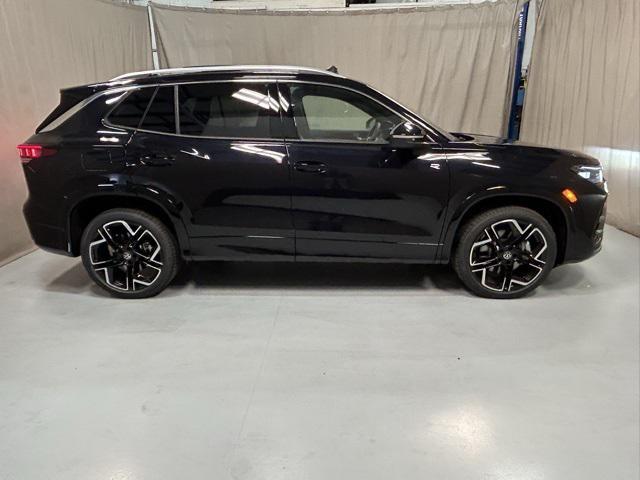 new 2026 Volkswagen Tiguan car, priced at $44,670