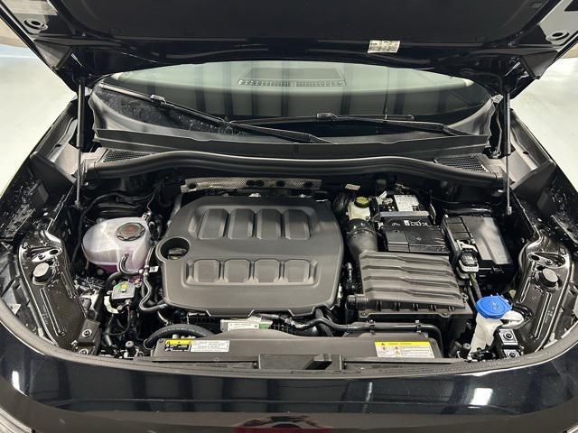 new 2025 Volkswagen Tiguan car, priced at $34,076