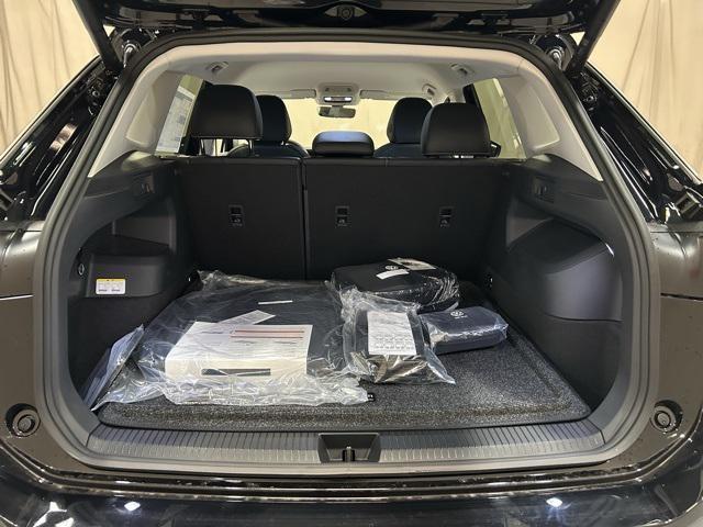 new 2025 Volkswagen Tiguan car, priced at $34,076