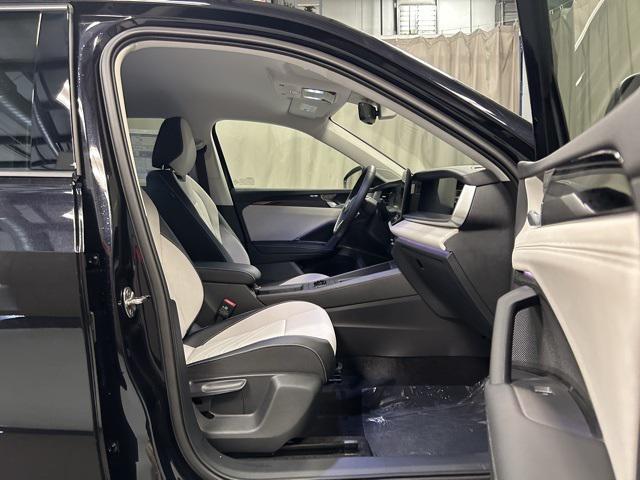 new 2025 Volkswagen Tiguan car, priced at $34,076
