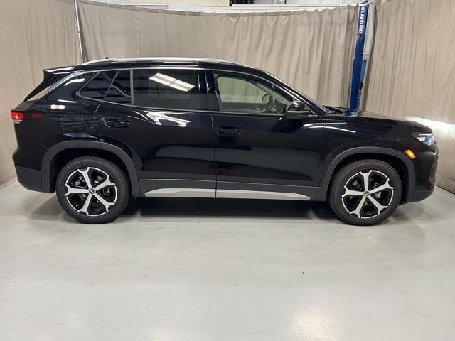 new 2025 Volkswagen Tiguan car, priced at $34,076