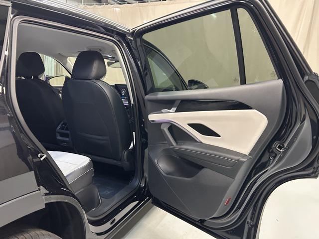 new 2025 Volkswagen Tiguan car, priced at $34,076