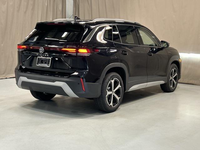 new 2025 Volkswagen Tiguan car, priced at $34,076