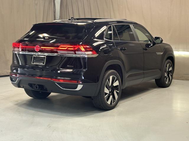 new 2026 Volkswagen Atlas Cross Sport car, priced at $47,382