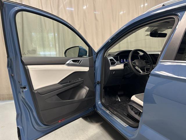 new 2025 Volkswagen Taos car, priced at $32,026
