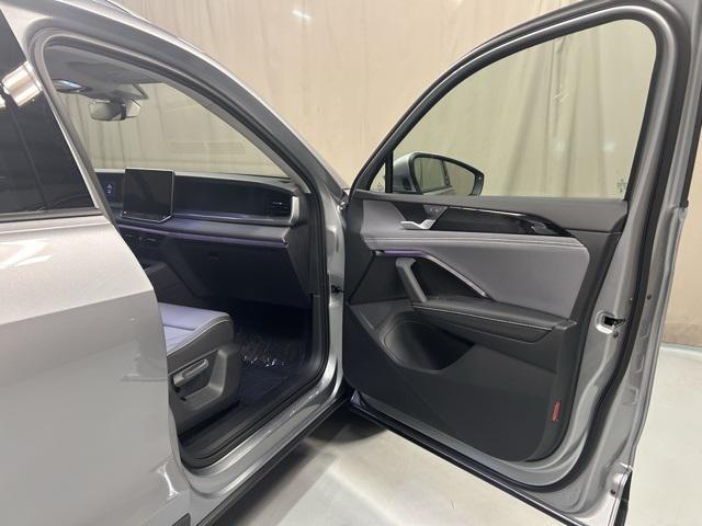 new 2025 Volkswagen Tiguan car, priced at $35,076