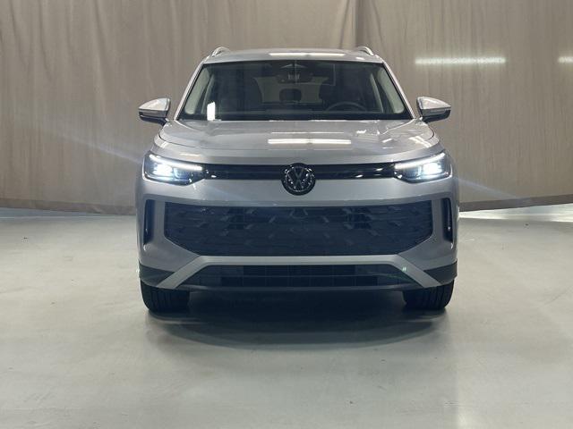 new 2025 Volkswagen Tiguan car, priced at $35,076