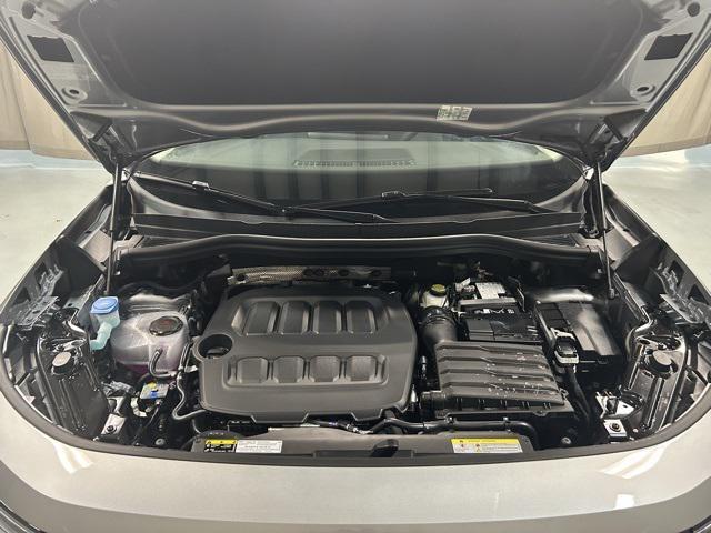 new 2025 Volkswagen Tiguan car, priced at $35,076