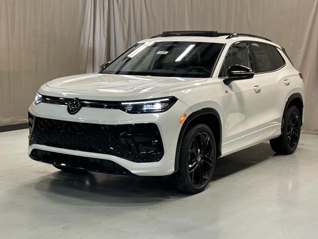 new 2025 Volkswagen Tiguan car, priced at $37,941