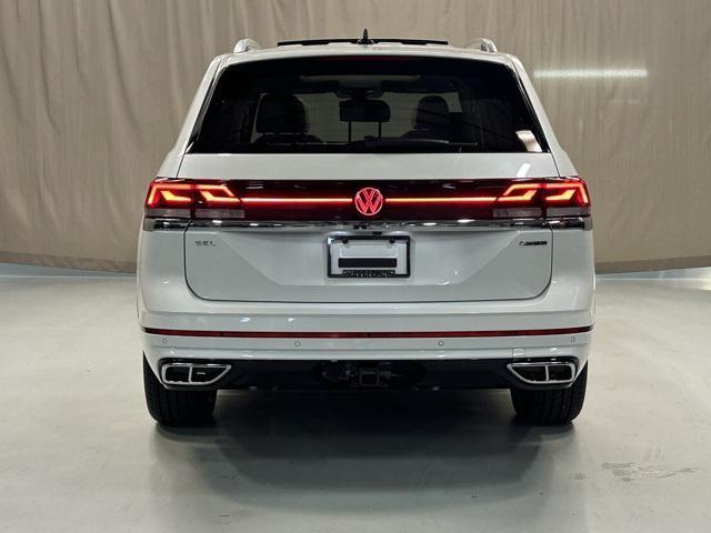 new 2025 Volkswagen Atlas car, priced at $52,651