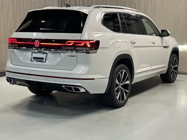 new 2025 Volkswagen Atlas car, priced at $52,651