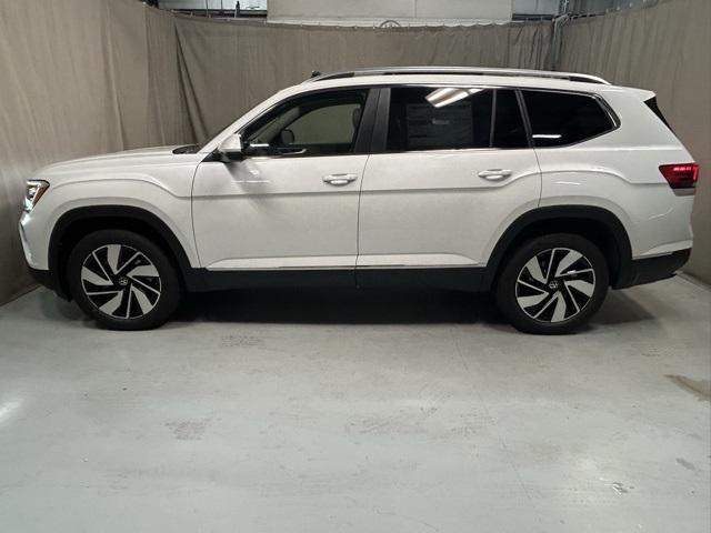 new 2025 Volkswagen Atlas car, priced at $48,341