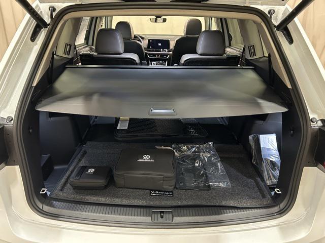 new 2025 Volkswagen Atlas car, priced at $48,341