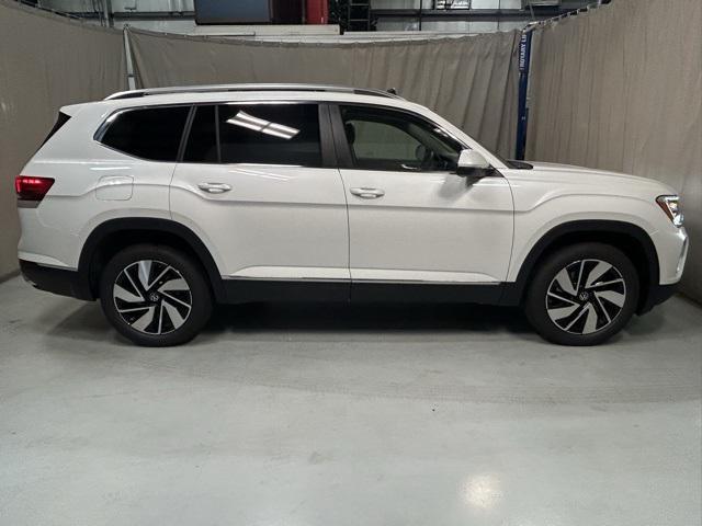new 2025 Volkswagen Atlas car, priced at $48,341