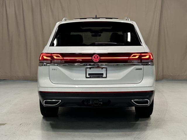 new 2025 Volkswagen Atlas car, priced at $48,341
