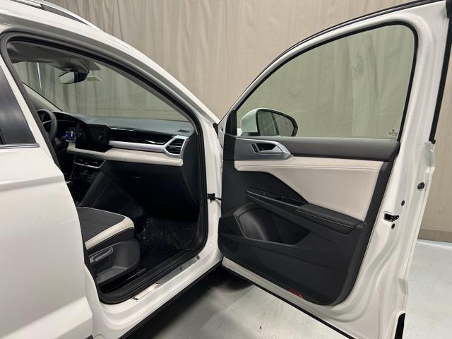 new 2025 Volkswagen Taos car, priced at $32,806