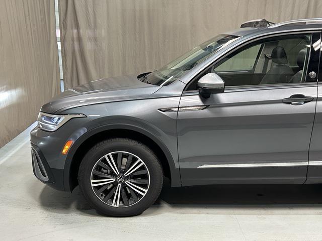 new 2024 Volkswagen Tiguan car, priced at $32,526