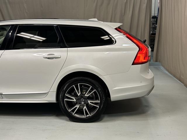 used 2017 Volvo V90 Cross Country car, priced at $21,839