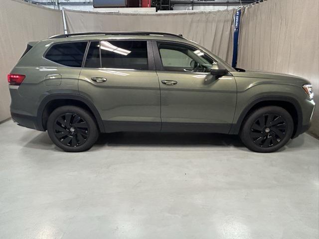 new 2026 Volkswagen Atlas car, priced at $49,494