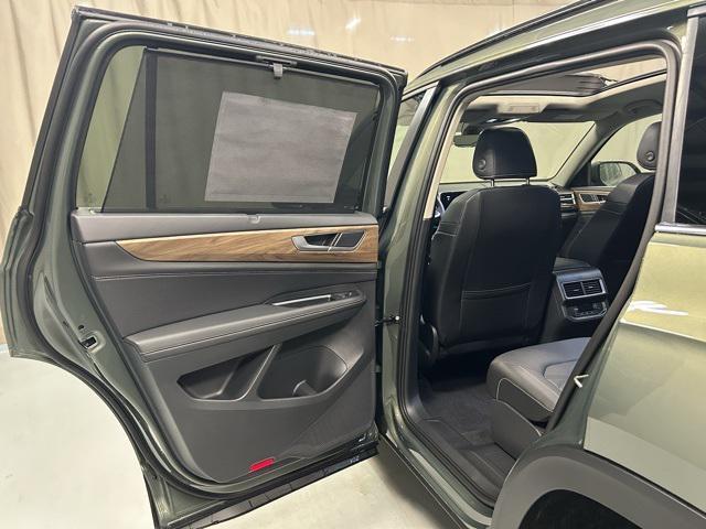 new 2026 Volkswagen Atlas car, priced at $49,494