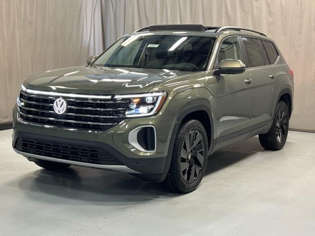 new 2026 Volkswagen Atlas car, priced at $49,494
