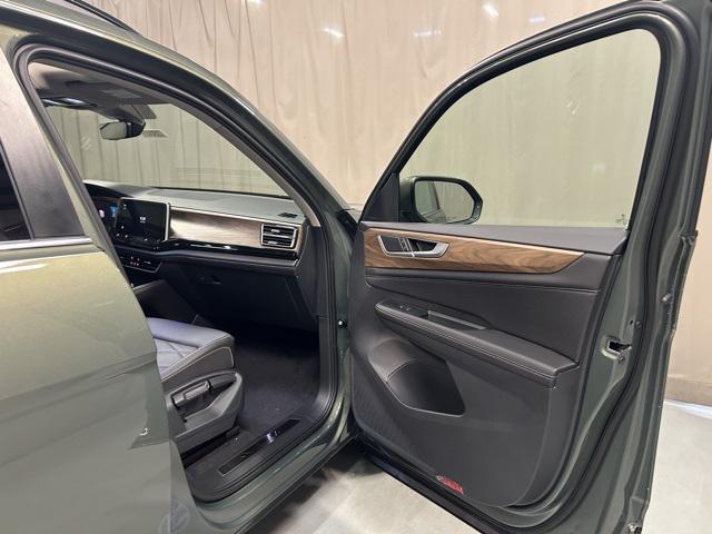 new 2026 Volkswagen Atlas car, priced at $49,494