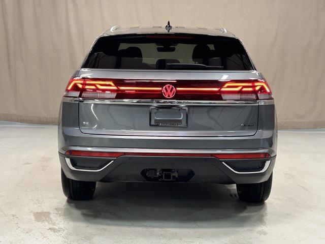 new 2025 Volkswagen Atlas Cross Sport car, priced at $43,118