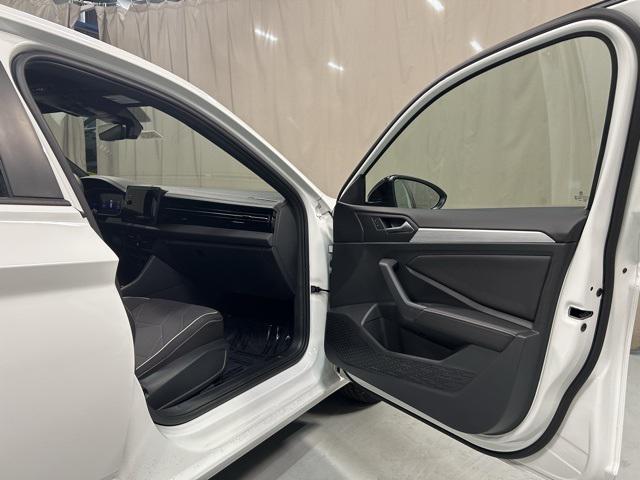 new 2025 Volkswagen Jetta car, priced at $26,026