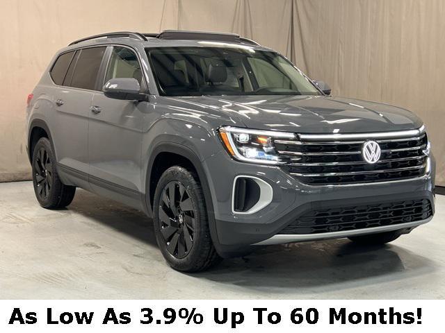 new 2025 Volkswagen Atlas car, priced at $47,990