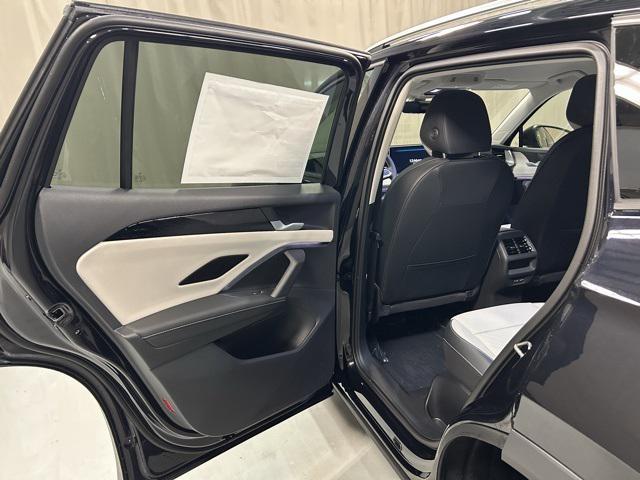 new 2025 Volkswagen Tiguan car, priced at $33,981