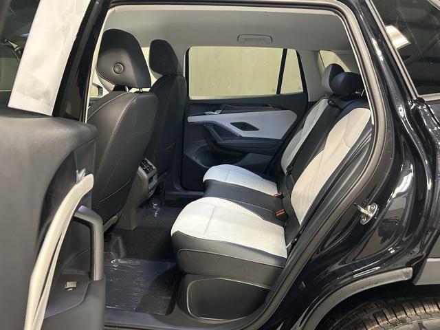 new 2025 Volkswagen Tiguan car, priced at $33,981