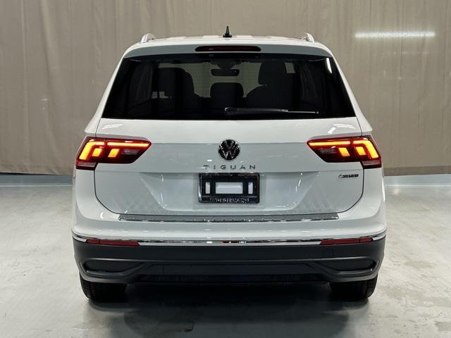 new 2024 Volkswagen Tiguan car, priced at $31,494