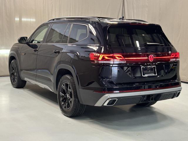 used 2024 Volkswagen Atlas car, priced at $40,100