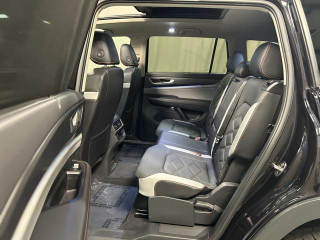 used 2024 Volkswagen Atlas car, priced at $40,100