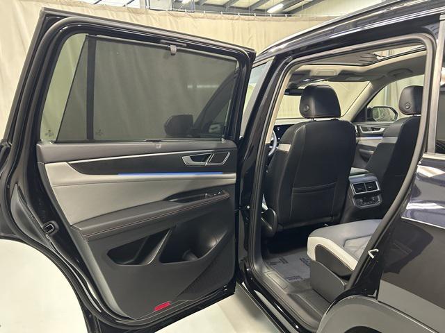 used 2024 Volkswagen Atlas car, priced at $40,100