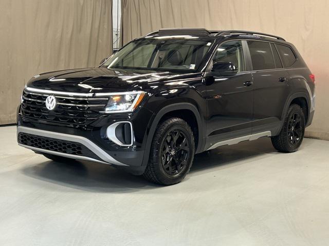 used 2024 Volkswagen Atlas car, priced at $40,100
