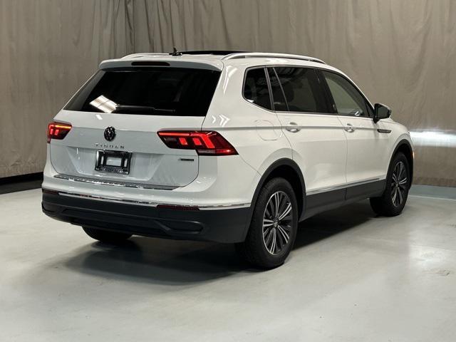 new 2024 Volkswagen Tiguan car, priced at $32,610