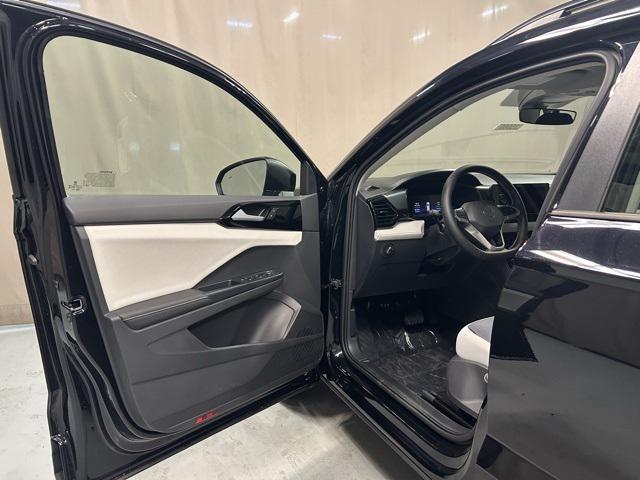 new 2025 Volkswagen Taos car, priced at $26,153