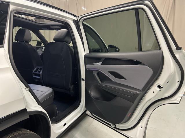 new 2025 Volkswagen Tiguan car, priced at $38,691