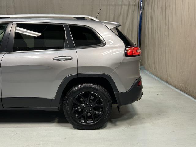 used 2014 Jeep Cherokee car, priced at $9,799