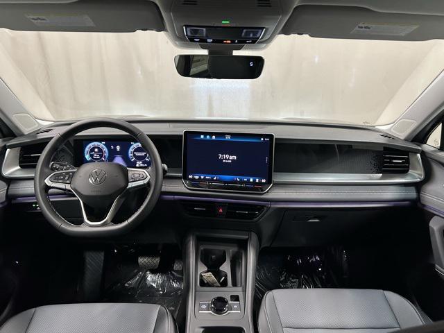 new 2025 Volkswagen Tiguan car, priced at $34,218