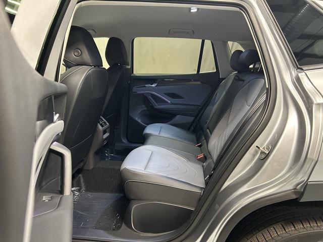 new 2025 Volkswagen Tiguan car, priced at $34,218