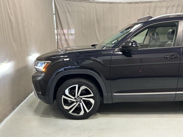 used 2022 Volkswagen Atlas car, priced at $30,590