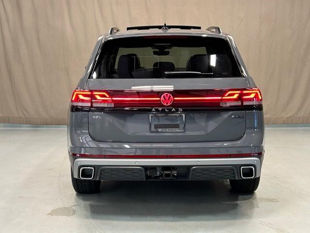 new 2024 Volkswagen Atlas car, priced at $51,647